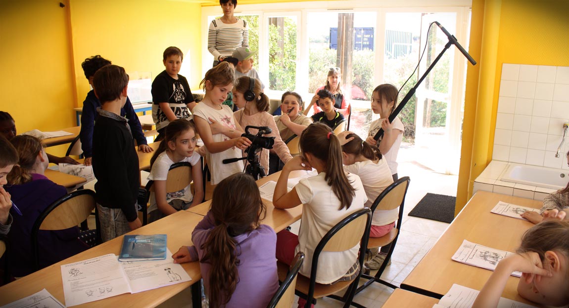 atelier multimédia dans école primaire ou maternelle